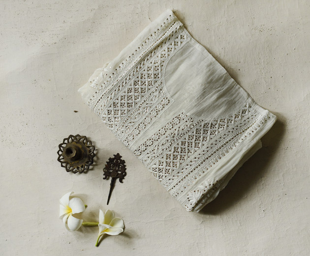 buy Chikankari Kurta