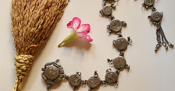 online Handmade Vintage Jewelry hair pin | Gaatha