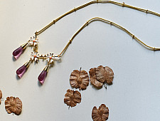Kusumaprabha . कुसुमांप्रभा | Designer Glass Necklace - Pink