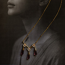 Kusumaprabha . कुसुमांप्रभा | Designer Glass Necklace - Pink