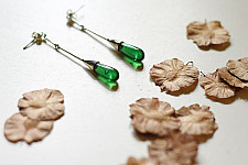 Kusumaprabha . कुसुमांप्रभा | Designer Glass Earring - Green