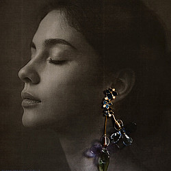 Kusumaprabha . कुसुमांप्रभा | Designer Glass Earring - 19