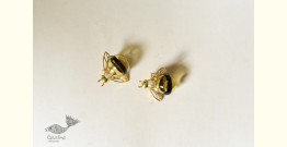 Kusumaprabha . कुसुमांप्रभा ✤ Glass Earring - Honey Bee
