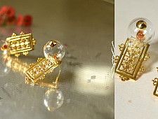 Kusumaprabha . कुसुमांप्रभा ✤ Handmade Designer Glass Earring - Transparent and Golden