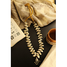 Abira ✮ Tribevibe Cowrie And Repurposed Metal Necklace ✮ 11
