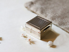 रजत ❧ | Silver Square box - Small | 10