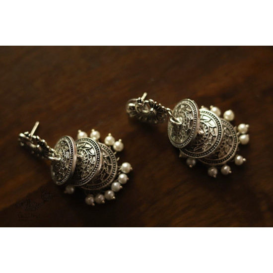 इशाना ✽ White Metal ✽ Earring 15