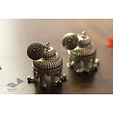 इशाना ✽ White Metal ✽ Earring 6
