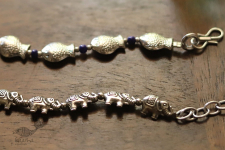 इशाना ✽ White Metal ✽ Bracelet 29