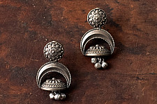Ishana . इशाना | German Silver - Jhumka Earring 