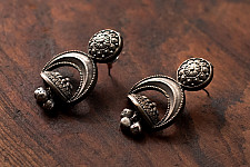 Ishana . इशाना | German Silver - Jhumka Earring 