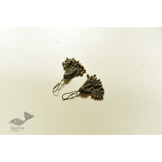 shop Vintage White Metal Earring