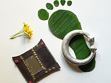 Kanupriya ⁑ Vintage Rabari Ankle Kada