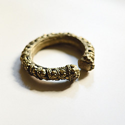Kanupriya ꙰ Handmade Vintage Kada ( Solid Kada )