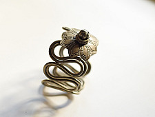 Kanupriya ꙰ Handmade Bharwadi Kada