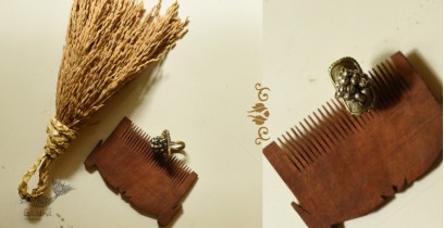 Kanupriya ~ Tribal / Vintage Jewelry - Brass Ring / Toe Ring