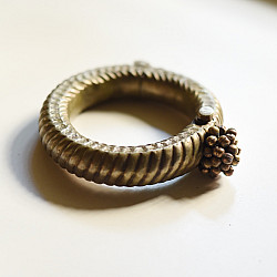 Kanupriya ꙰ Handmade Vintage Solid Kada ( Folding )