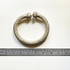 Kanupriya ⁑ Vintage Ankle Kada (Hollow Kada)