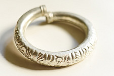 Kanupriya ꙰ Handmade Bharwadi Ankle Kada ( Hollow Kada )
