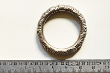 Kanupriya ꙰ Vintage Hollow Ankle Kada 