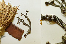 Kanupriya ~ Vintage Kurti Button