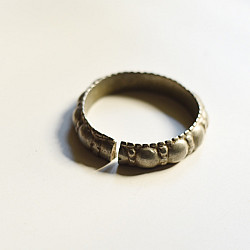 Kanupriya ꙰ Handmade Trible Bubble Design Kada