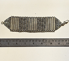 Kanupriya ꙰ Handmade Antiquefinish Bracelet