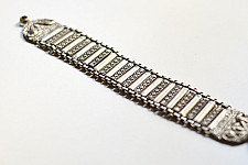 Kanupriya ꙰ Handmade Rabari Bracelet