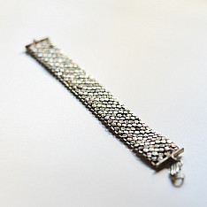 Kanupriya ꙰ Handmade Bharwadi Bracelet