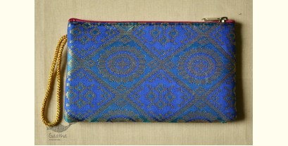 Bolsa ~ Brocade purses & Clutches { 10 }