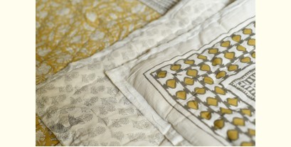Thaat Baat | Double Bed Quilt - Cotton Jaipuri Razai ( 90" x 108" )