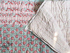 Thaat Baat | Sanganeri Jaipuri Razai Double Bed - Light Weight Quilt - Pink Flowers