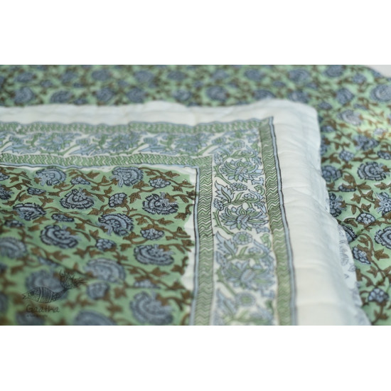 shop Sanganeri Jaipuri Razai - Light Weight Quilt (Double Bed) - Green Flower