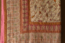 Thaat Baat ~ Jaipuri Light Weight Razai / Quilt - Sanganeri Block Printed for Double Bed - Pink