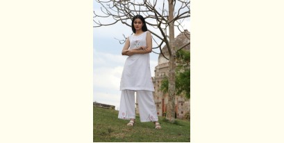 Nivriti | Handwoven Cotton - Gajal Sleeveless Tunic Palazzo Set