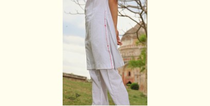 Nivriti | Handwoven Cotton - Gajal Sleeveless Tunic Palazzo Set