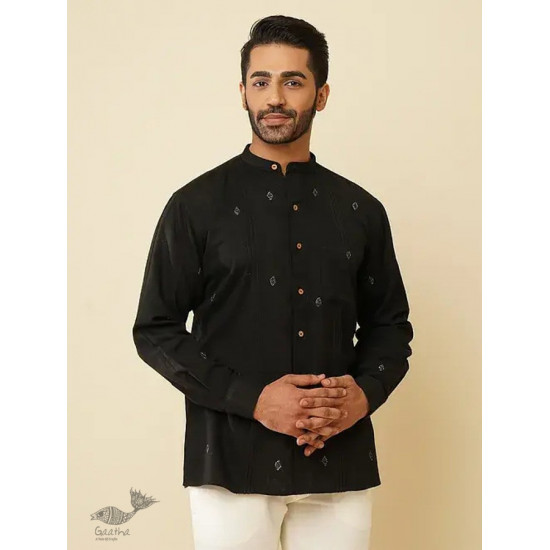 shop handloom cotton -Black Men's Handwoven Cotton Shirt