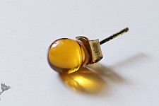Zeenat ✤ Glass Jewelry ✤ ( Single Stud ) ~ 70