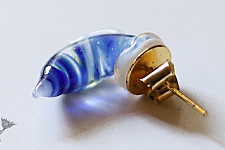 Zeenat ✤ Glass Jewelry ✤ ( Single Stud ) ~ 72