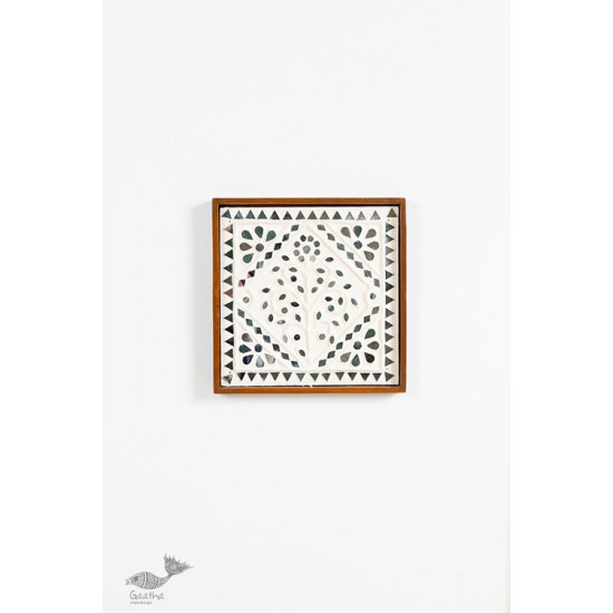 shop Mud Frame With Geometric Composition