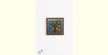 Decor The Wall | Flower Composition In A Wooden Block