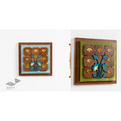 Decor The Wall | Flower Composition In A Wooden Block