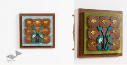 Decor The Wall | Flower Composition In A Wooden Block