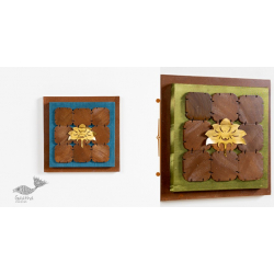 Decor The Wall | Lotus Composition In A Wooden Block