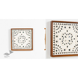 Decor The Wall | Mud Frame With Geometric Composition