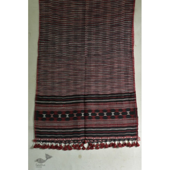 Handwoven kala cotton bhujodi weaving stoles from kutch