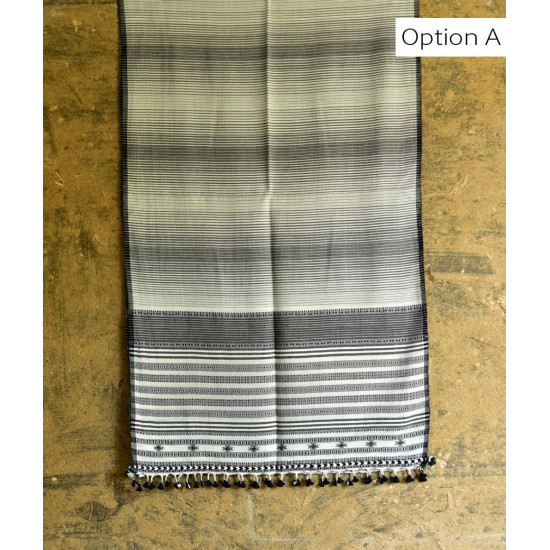 Handwoven kala cotton bhujodi weaving stoles from kutch