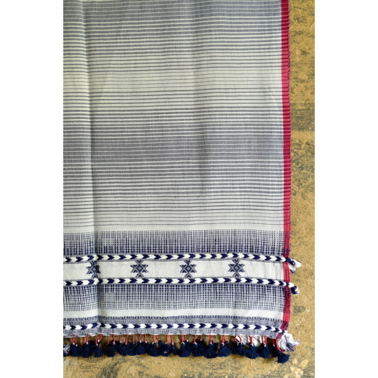 Handwoven kala cotton bhujodi weaving stoles from kutch