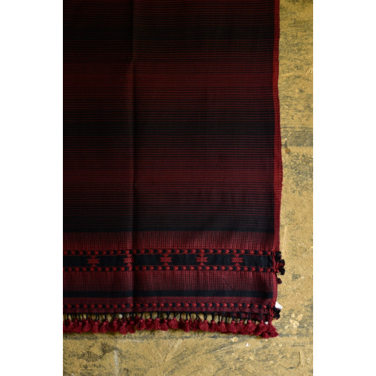 Handwoven kala cotton bhujodi weaving stoles from kutch