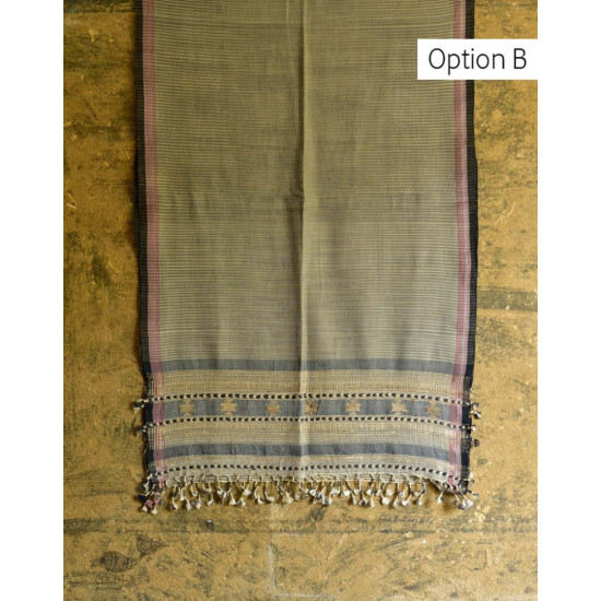 Handwoven kala cotton bhujodi weaving stoles from kutch